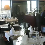 Отель Schwanen 3*